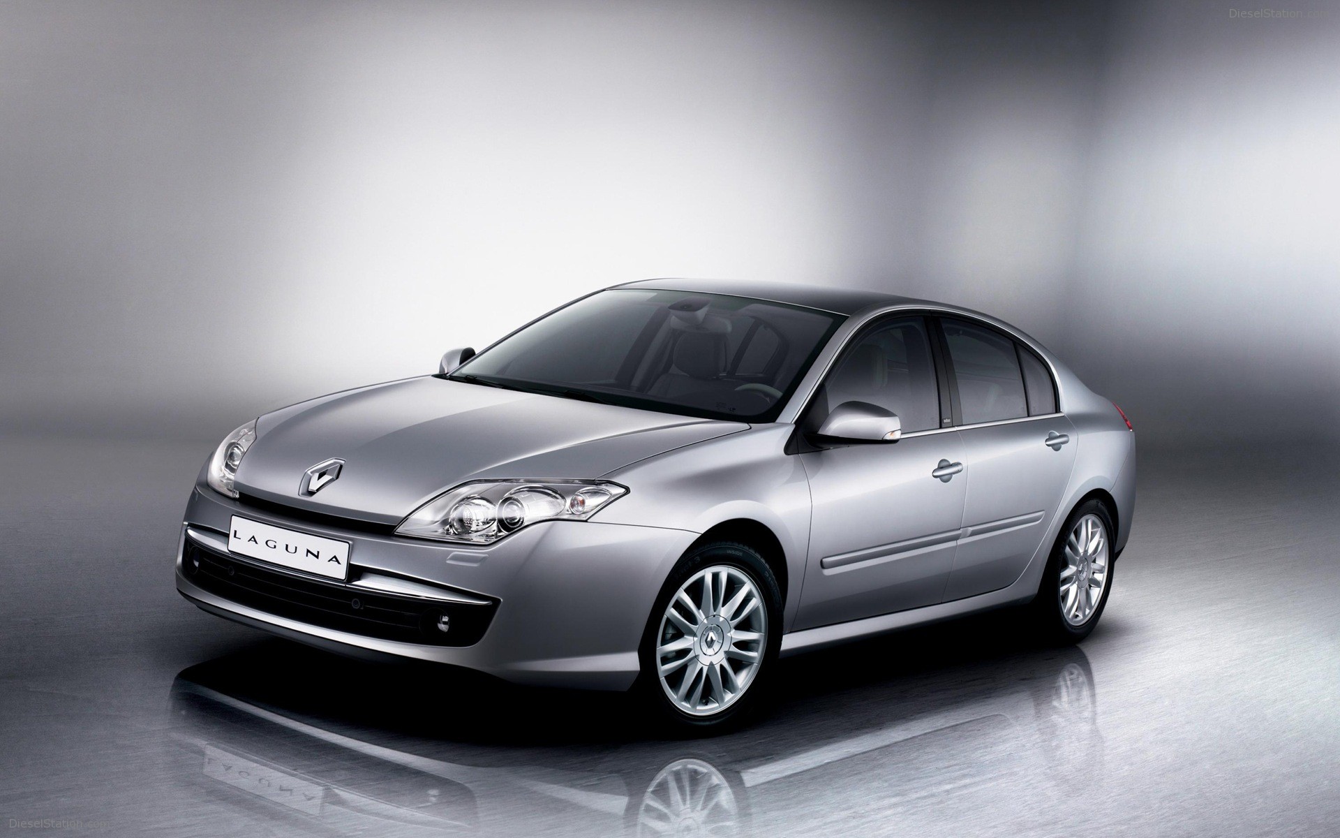Update: Details emerge of the new Renault Laguna